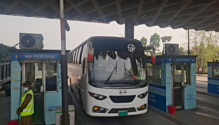 ঈদযাত্রায় বাংলাদেশের বিভিন্ন মহাসড়কের ট্রাফিক পরিস্থিতি