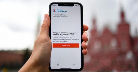 Google, Apple ‘censor’ Navalny app as Russian polls open