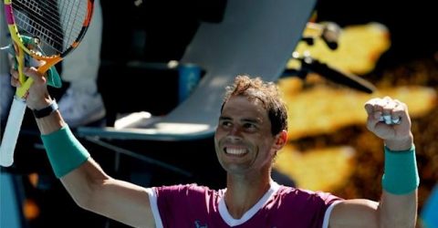 Nadal makes scorching start in bid for record 21st Slam