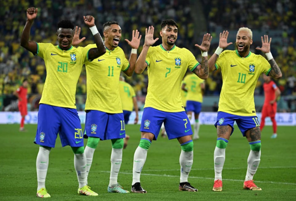 Brazil thrill to earn World Cup quarter-final against Croatia