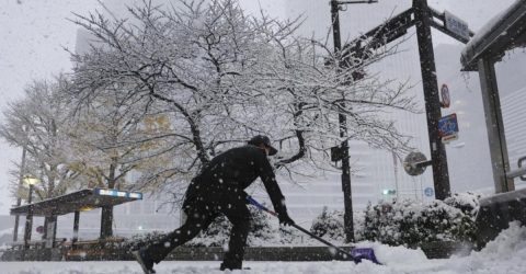 17 dead in days of heavy snow in Japan