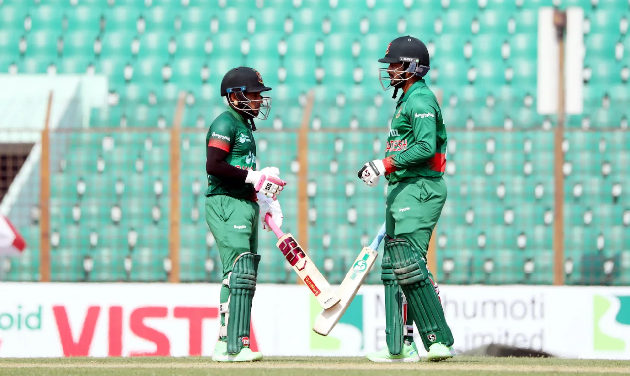 Shakib, Mushfiqur lift Bangladesh to 246 in 3rd ODI