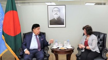 FM calls for int’l unity to resolve Rohingya crisis 