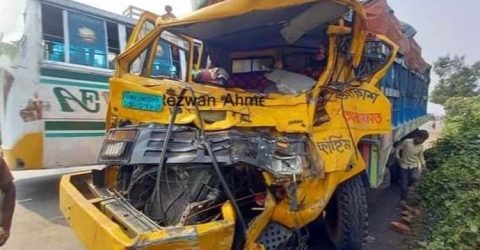 15 killed in truck-pickup collision in Sylhet