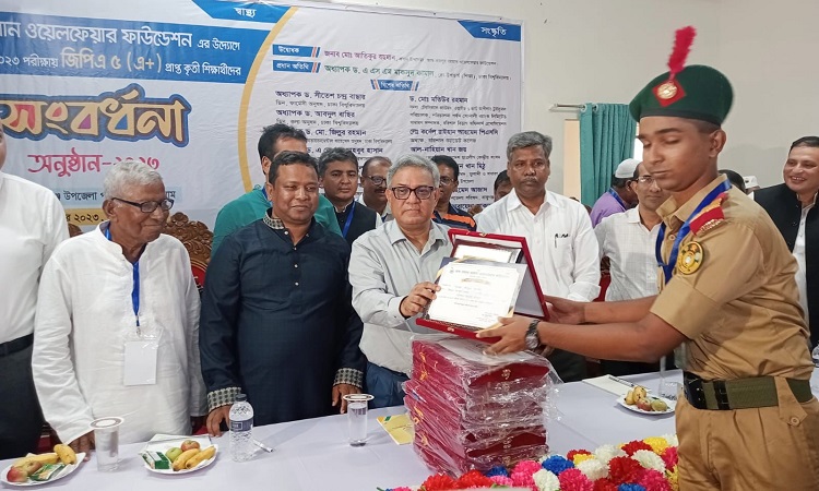 Ashu-Bajlur Rahman Welfare Foundation organizes grand reception for SSC examinees